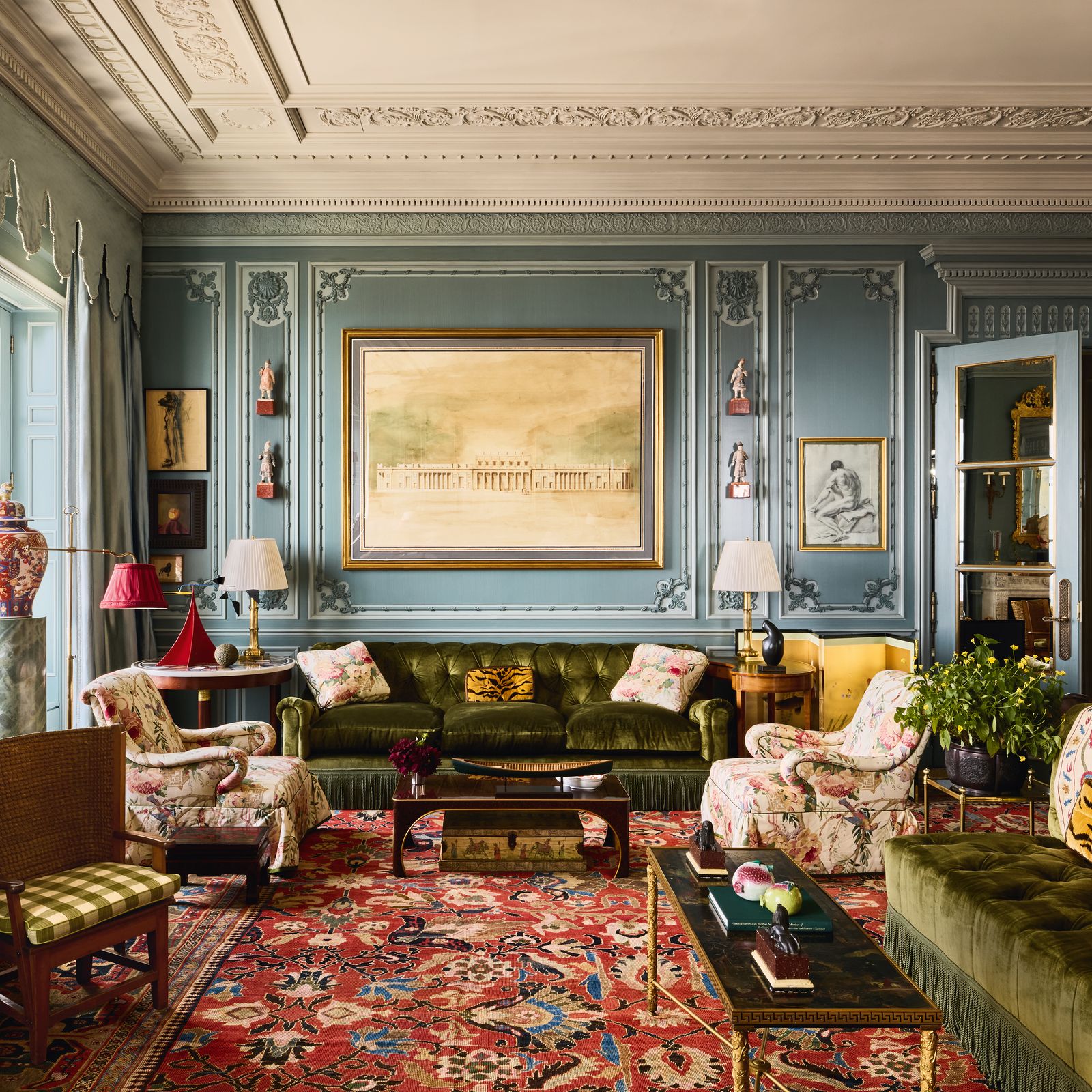 A Manhattan apartment imbued with a bold, English country aesthetic