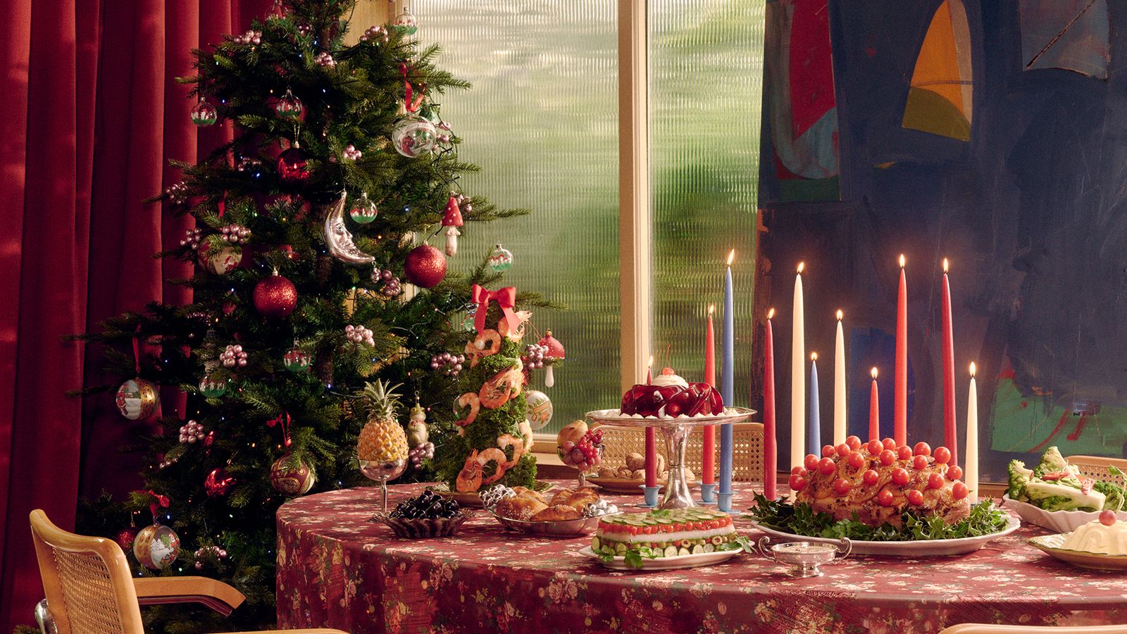 The H&G advent calendar: Joyful ideas for the Christmas season shared daily from decor ideas and gift guides, to Christmas recipes and fool-proof hosting tips – to make the holidays extra special: Christmas tree, Christmas Decorations, Christmas dinner table