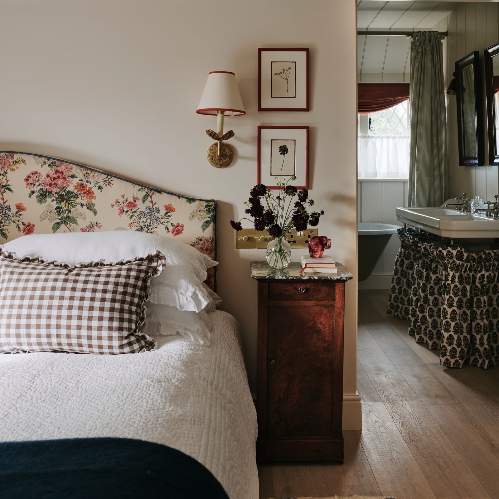 Is Farrow & Ball's ‘Dimity’ the new ‘Setting Plaster’?